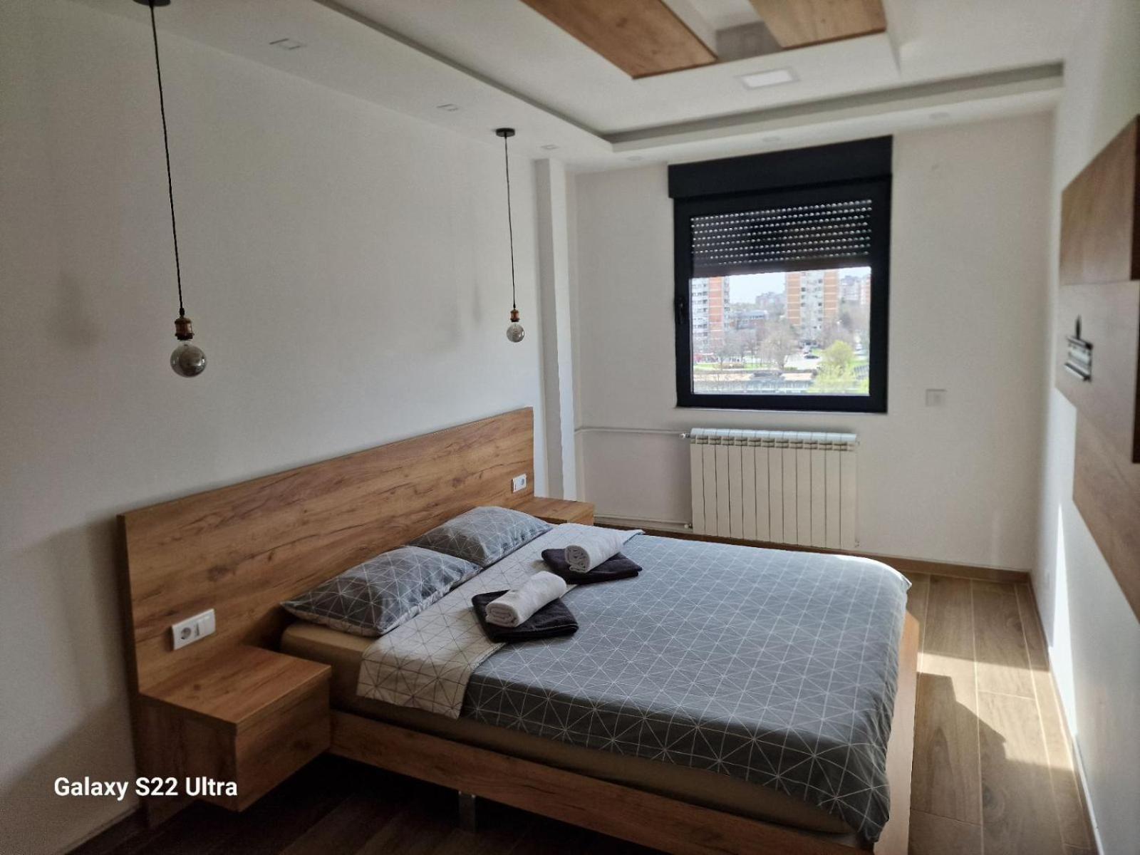 Apartment Serbian - 44, Gandijeva 184