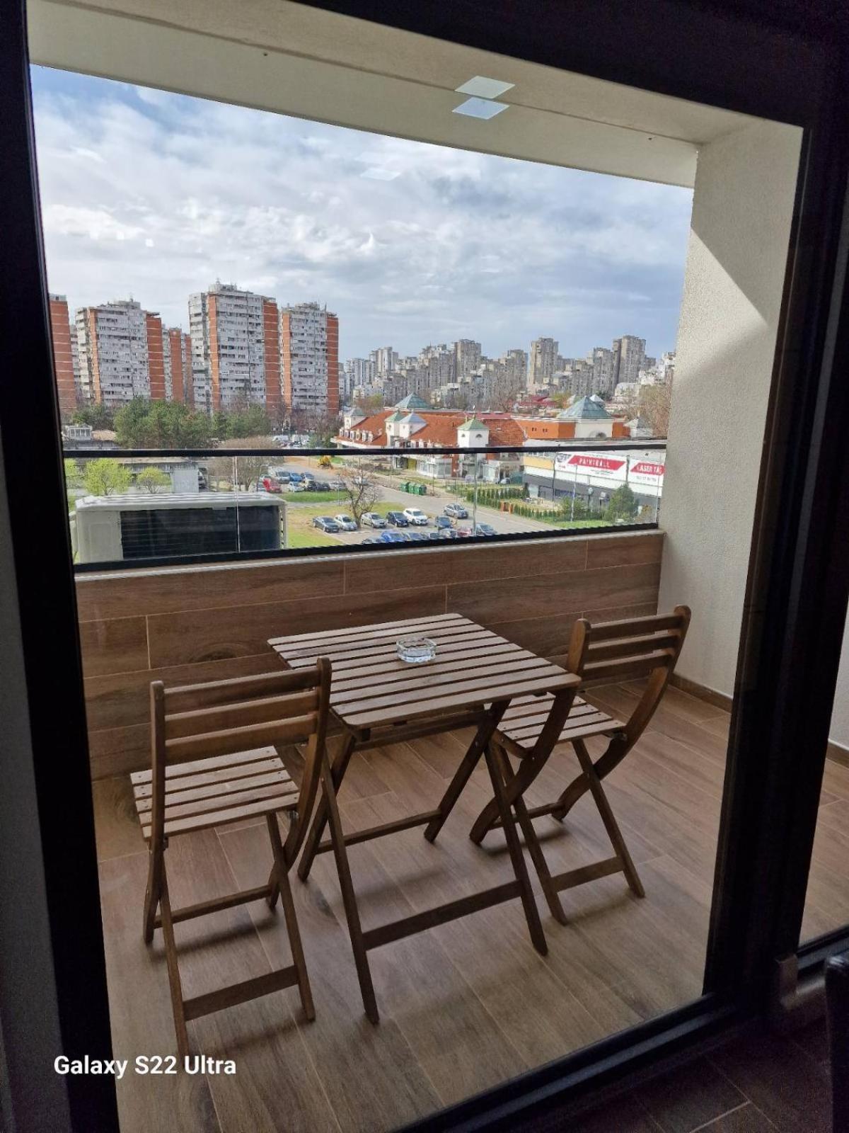 Apartment Serbian - 44, Gandijeva 184